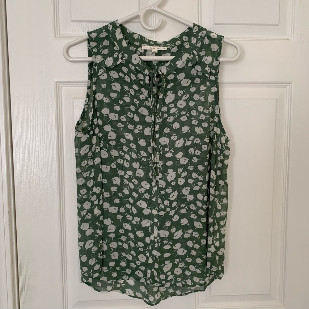 Fun2fun Green Sleeveless Blouse M